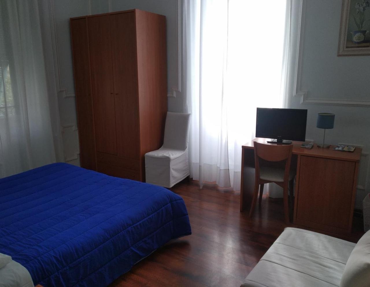 Hotel Lucciola 보르디게라 외부 사진