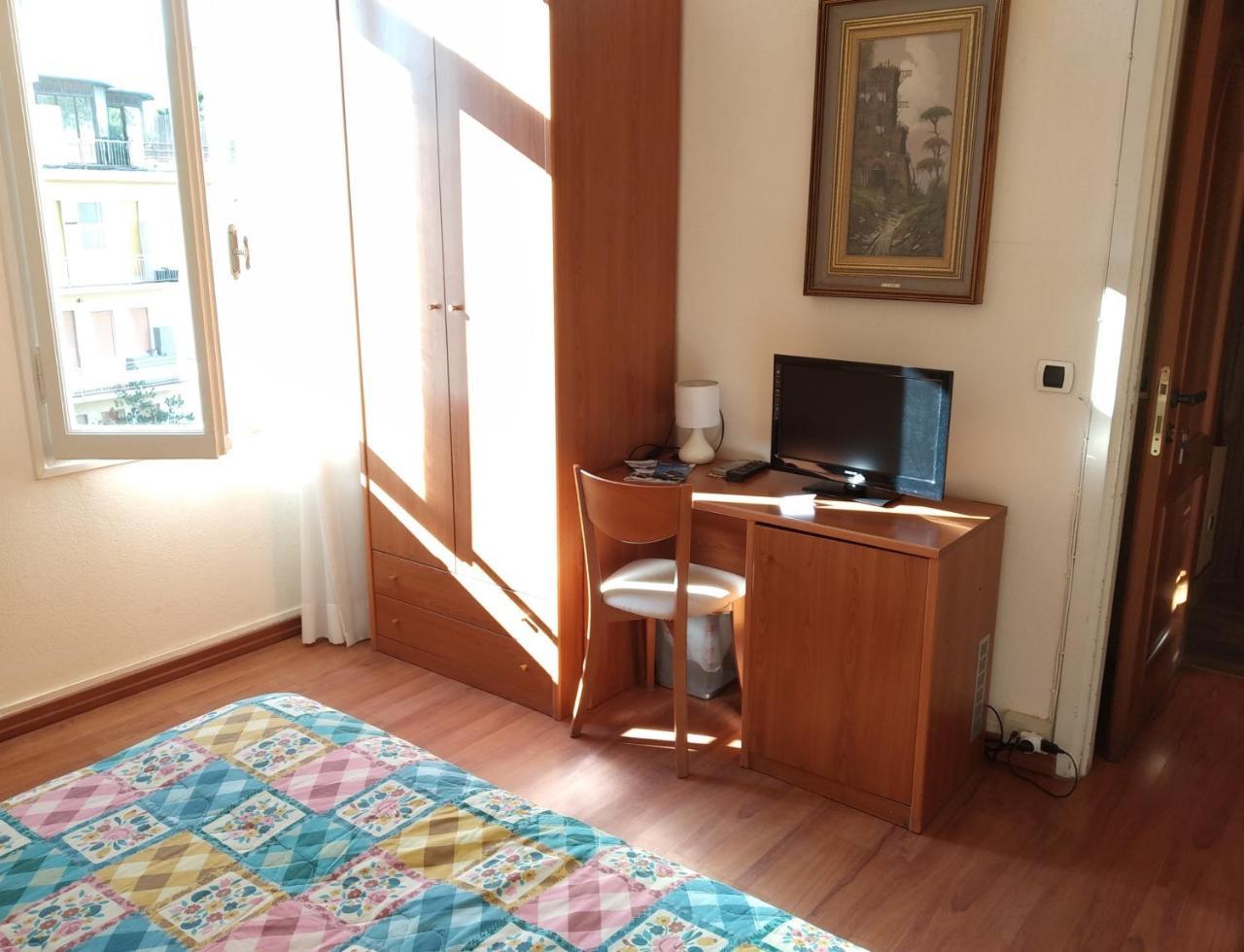 Hotel Lucciola 보르디게라 외부 사진