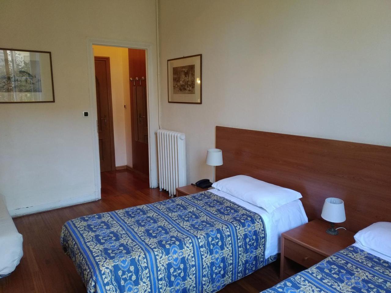 Hotel Lucciola 보르디게라 외부 사진